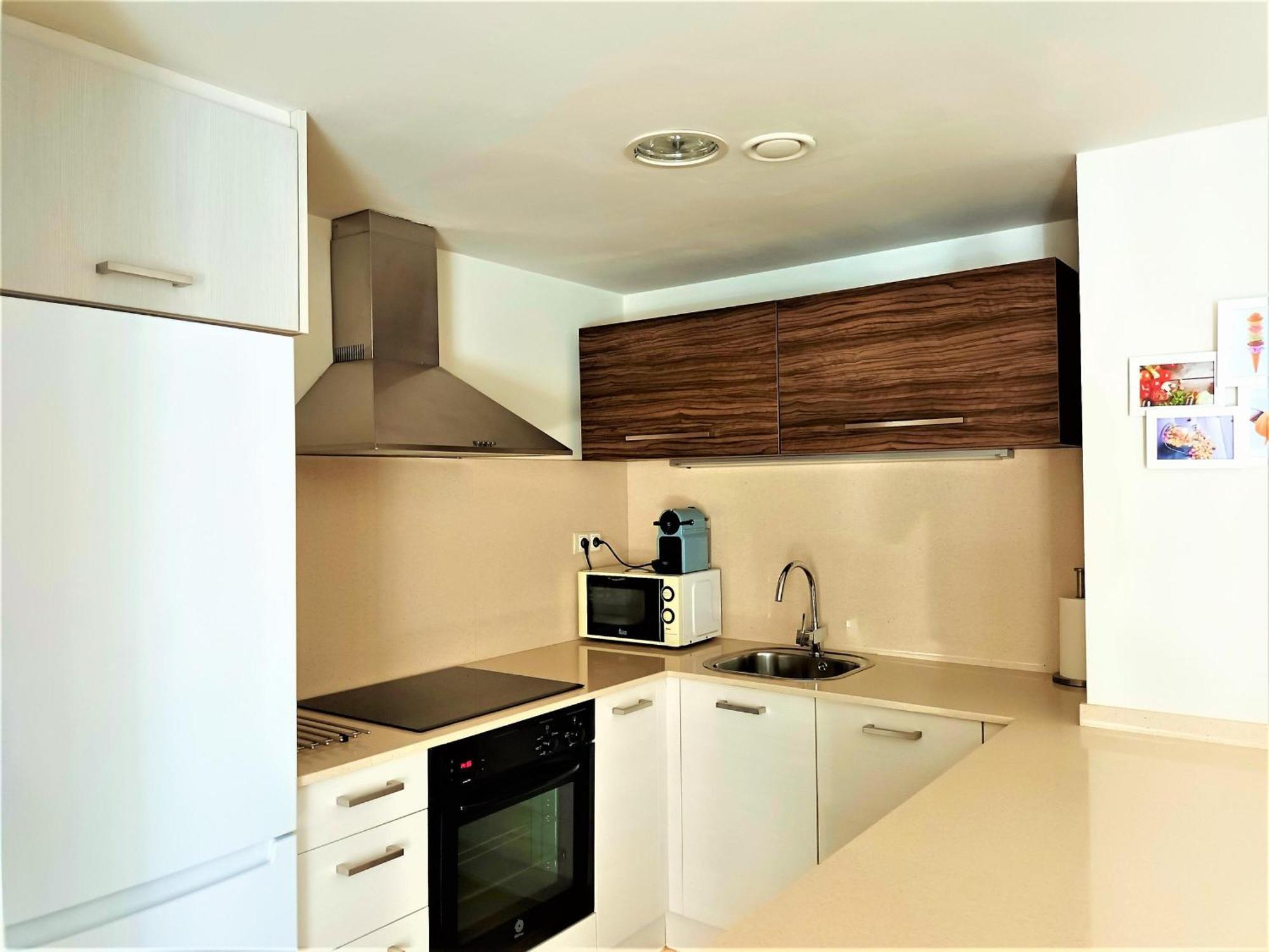 En Roses: Terraza, A/a, Wifi, Parking, 2ª Linea De Playa - Es-258-89 * Roses